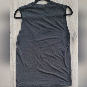 Classic Sleeveless Tank Top - Black